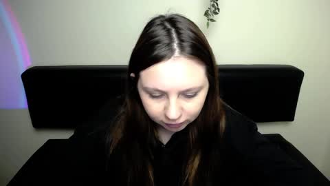 Luiza online show from 03-31-26, 06:47