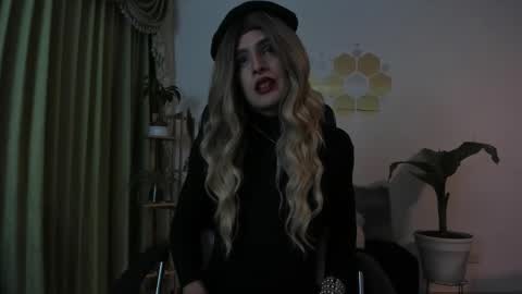 Luka Castillo online show from 01-18-26, 03:10