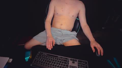 Snapshot of lukatripp chatting on 08-01-26, 07:29 lukatripp online show from 08-01-26, 07:29