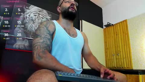 LUKE online show from 11-22-25, 11:20