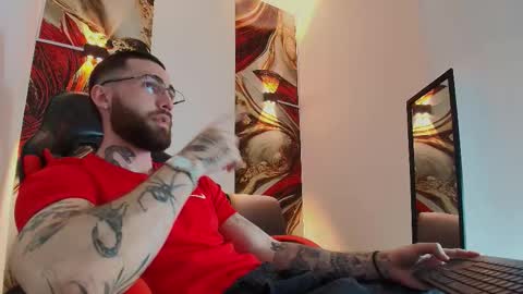 LUKE online show from 11-24-25, 01:22