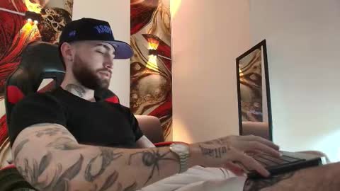 LUKE online show from 12-19-25, 01:07