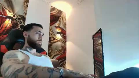Snapshot of luke_davis01 chatting on 06-18-26, 12:53 LUKE online show from 06-18-26, 12:53