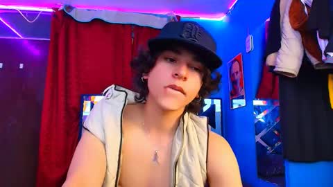 Luke online show from 03-08-25, 01:06