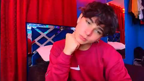 Snapshot of luke_howland chatting on 06-16-26, 06:10 Luke online show from 06-16-26, 06:10
