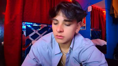 Snapshot of luke_howland chatting on 07-15-26, 10:15 Luke online show from 07-15-26, 10:15
