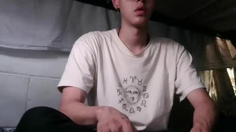 Snapshot of luke_rex chatting on 12-22-24, 07:31 luke online show from 12-22-24, 07:31