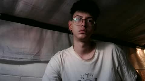 Snapshot of luke_rex chatting on 12-25-24, 02:13 luke online show from 12-25-24, 02:13