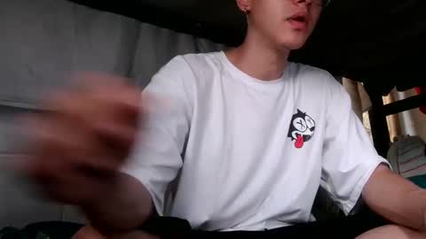 Snapshot of luke_rex chatting on 01-01-25, 10:13 luke online show from 01-01-25, 10:13