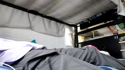 Snapshot of luke_rex chatting on 09-12-25, 09:15 luke online show from 09-12-25, 09:15