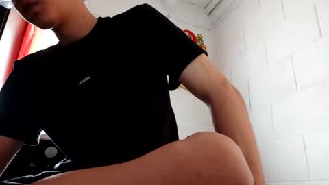 Snapshot of luke_rex chatting on 12-02-25, 04:57 luke online show from 12-02-25, 04:57