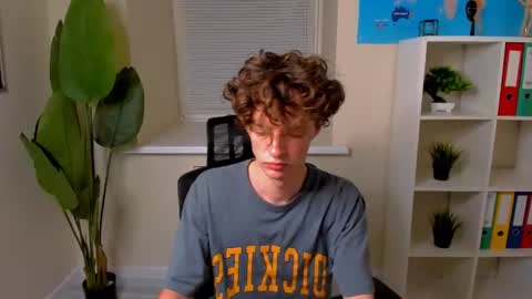 Snapshot of luke_sweet chatting on 07-14-26, 01:06 Luke online show from 07-14-26, 01:06