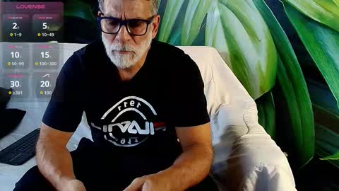 Luke Crews online show from 01-11-26, 06:46