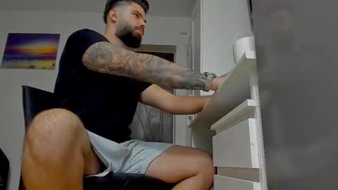 Luke online show from 10-24-25, 11:39