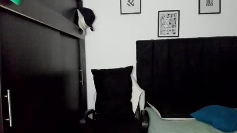 Snapshot of lukeglanton17 chatting on 02-20-25, 11:20 Luke online show from 02-20-25, 11:20