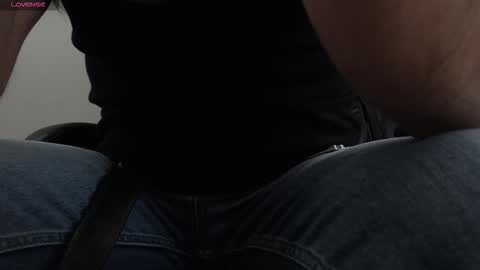 Sir Alex online show from 01-12-26, 05:51