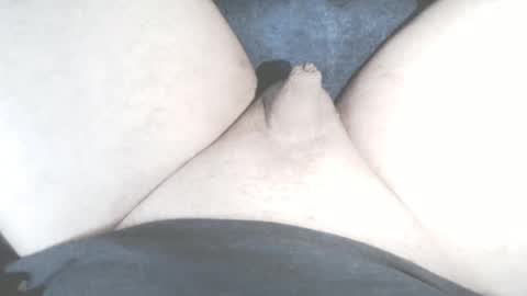 Snapshot of luklfb chatting on 02-15-25, 07:50 jynx online show from 02-15-25, 07:50