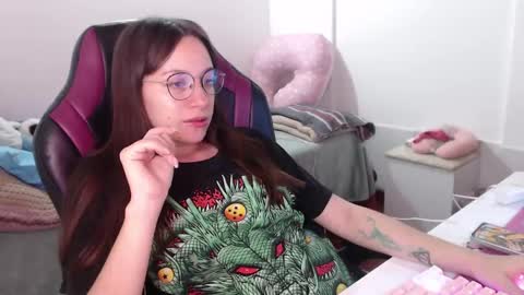 Vicky online show from 12-19-24, 07:40