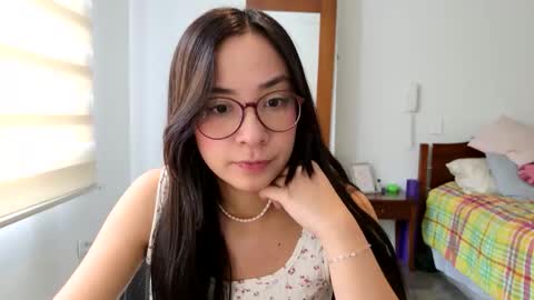 Luli online show from 04-08-26, 01:11