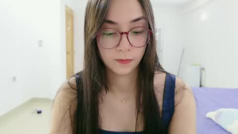 Luli online show from 07-06-26, 01:08