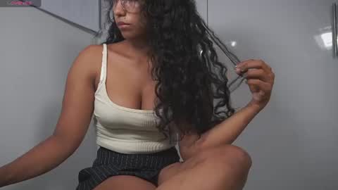 Snapshot of lulitauwu chatting on 06-27-26, 01:10 lulitauwu online show from 06-27-26, 01:10