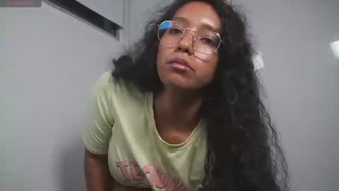 Snapshot of lulitauwu chatting on 07-14-26, 02:05 lulitauwu online show from 07-14-26, 02:05