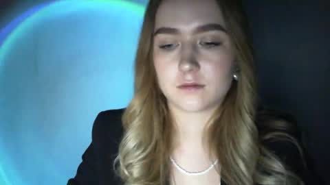 Snapshot of lulu_baby1 chatting on 02-06-25, 10:00 Lulu Baby18 online show from 02-06-25, 10:00