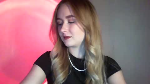 Snapshot of lulu_baby1 chatting on 02-20-25, 03:52 Lulu Baby18 online show from 02-20-25, 03:52