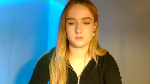 Snapshot of lulu_baby1 chatting on 03-06-25, 04:49 Lulu Baby18 online show from 03-06-25, 04:49