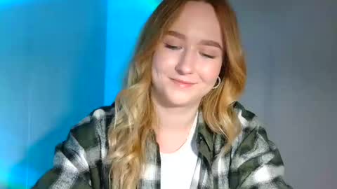 Snapshot of lulu_baby1 chatting on 03-07-25, 04:44 Lulu Baby18 online show from 03-07-25, 04:44