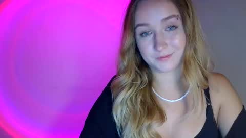 Snapshot of lulu_baby1 chatting on 09-10-25, 07:58 Lulu Baby18 online show from 09-10-25, 07:58