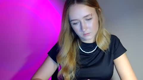 Snapshot of lulu_baby1 chatting on 09-21-25, 11:56 Lulu Baby18 online show from 09-21-25, 11:56