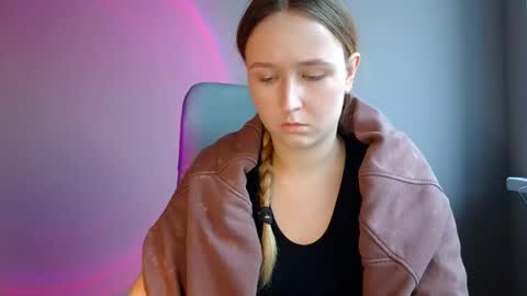 Lulu Baby18 online show from 12-19-25, 12:34