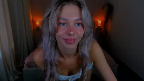 Snapshot of lulualise chatting on 07-08-26, 02:54 Alise online show from 07-08-26, 02:54