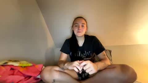 lulubaby03 online show from 09-18-25, 04:58