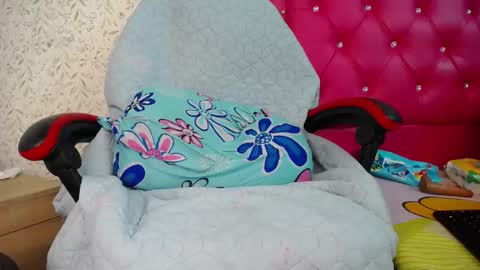 Luly online show from 11-29-25, 04:10