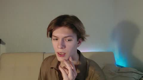 Snapshot of lumeris chatting on 01-09-25, 09:16 Felix online show from 01-09-25, 09:16