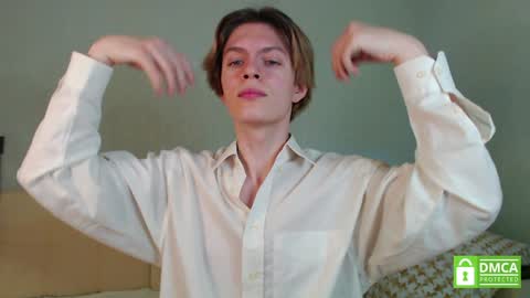 Snapshot of lumeris chatting on 01-18-25, 11:21 Felix online show from 01-18-25, 11:21