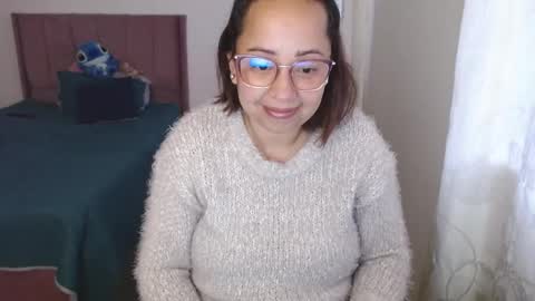 Snapshot of lumi_84 chatting on 03-09-25, 11:14 LUMI online show from 03-09-25, 11:14