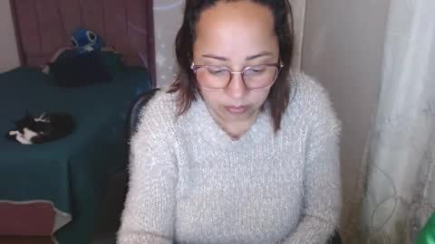 Snapshot of lumi_84 chatting on 03-10-25, 03:01 LUMI online show from 03-10-25, 03:01