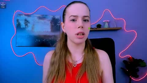 Snapshot of lumi_soft chatting on 04-22-26, 07:44 Sweet Lumi online show from 04-22-26, 07:44
