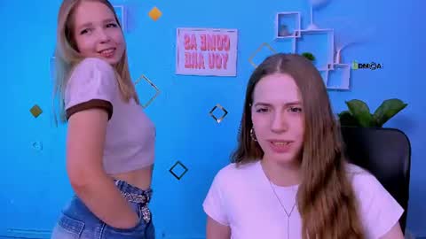 Snapshot of lumi_soft chatting on 06-18-26, 08:14 Sweet Lumi online show from 06-18-26, 08:14