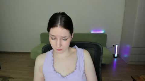 Lumi online show from 04-30-26, 01:28