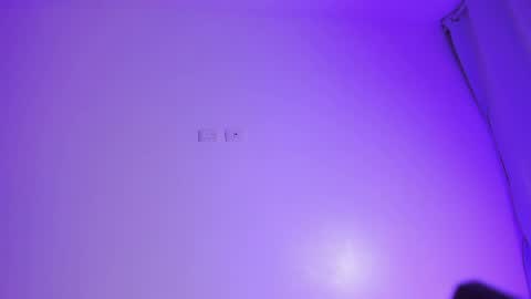 Luna  online show from 04-14-26, 12:27