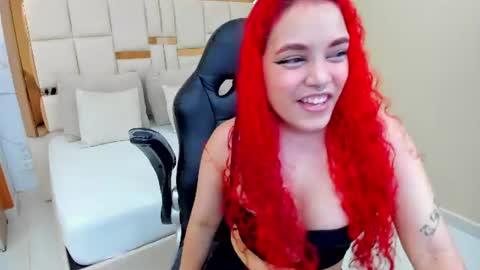 Snapshot of luna__vegga chatting on 07-24-26, 04:49 Luna online show from 07-24-26, 04:49