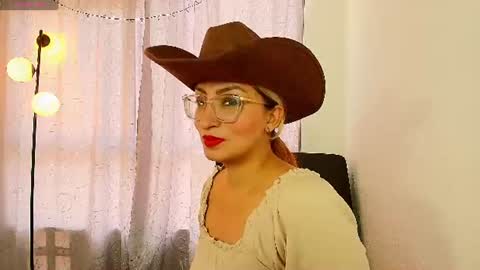 luna__velvet online show from 07-01-26, 12:51
