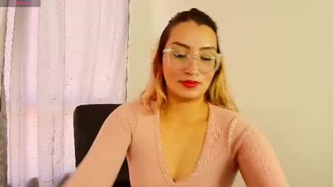 luna__velvet online show from 07-17-26, 12:56