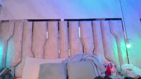 Snapshot of luna_blanca19 chatting on 03-04-26, 03:01 Sara online show from 03-04-26, 03:01