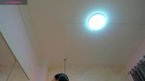 Snapshot of luna_blyss chatting on 02-15-26, 10:17 Luna online show from 02-15-26, 10:17