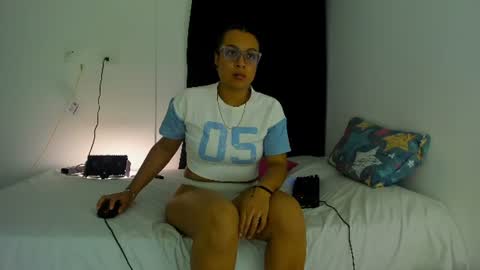 --- Luna  Cami --- online show from 07-07-26, 04:04